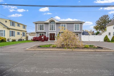 /international/us/18-ithaca-street-lindenhurst-ny-110107859166/
