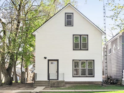 /international/us/224-e-garden-street-dekalb-il-110107571585/