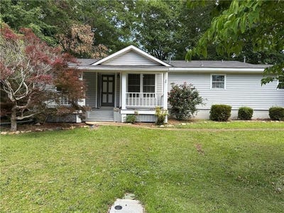 /international/us/711-herndon-street-opelika-al-110119649973/