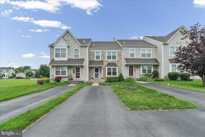 /international/us/603-longwood-rd-collegeville-pa-110108398397/
