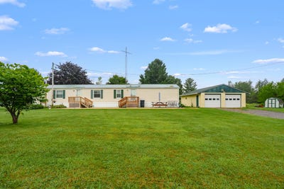 /international/us/65383-48th-avenue-hartford-mi-110109914143/