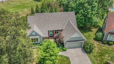 /international/us/12409-cambridge-circle-leawood-ks-110100837938/
