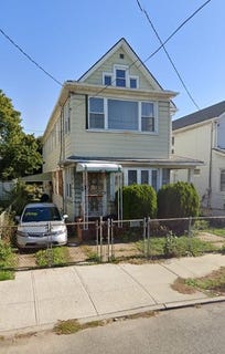 /international/us/10529-171st-street-jamaica-ny-110099383542/