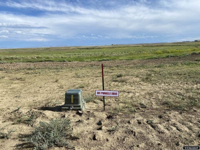 /international/us/381-pinnacle-drive-lyman-wy-110107601500/