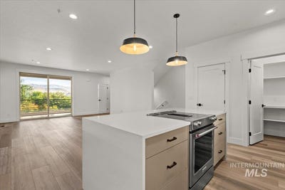 /international/us/1701-s-federal-way-boise-id-110120513816/