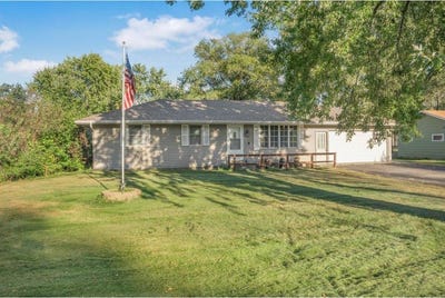 /international/us/842-vernon-avenue-nw-elk-river-mn-110102795653/