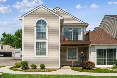 /international/us/634-le-parc-circle-buffalo-grove-il-110105735830/