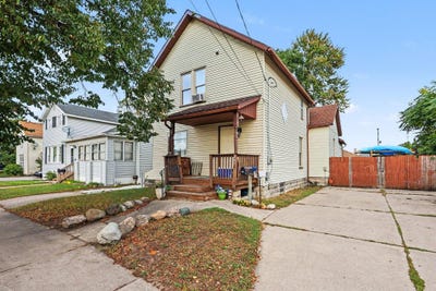 /international/us/507-s-henry-street-bay-city-mi-110120017120/