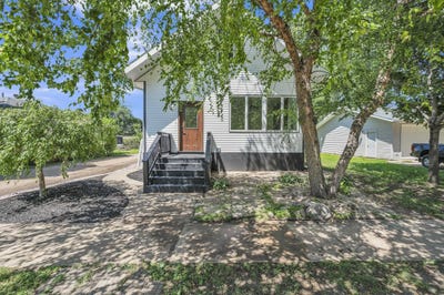 /international/us/1007-l-avenue-milford-ia-110100920519/