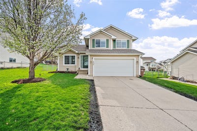 /international/us/450-fawn-circle-pleasant-hill-ia-110107277412/