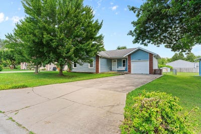 /international/us/502-sunrise-street-strafford-mo-110100946469/?lang=en
