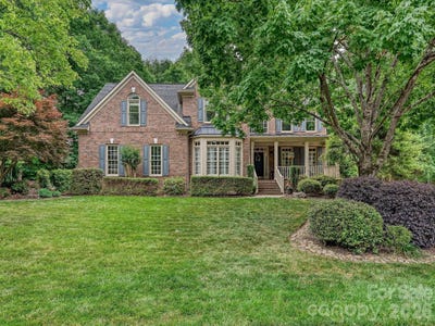 /international/us/17405-lynx-den-court-davidson-nc-110107881146/