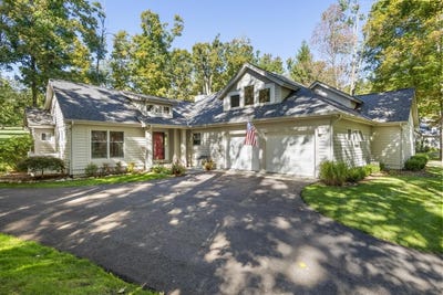 /international/us/5186-greystone-court-harbor-springs-mi-110110337326/
