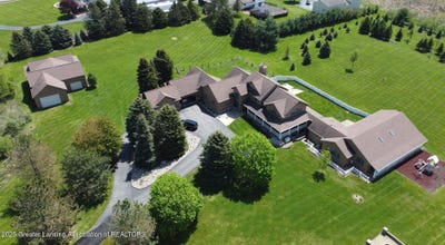 /international/us/5565-holt-road-holt-mi-110100220332/