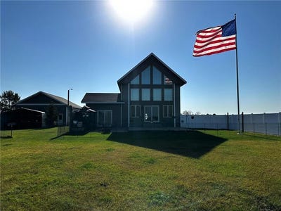 /international/us/33558-251st-avenue-browerville-mn-110104296606/