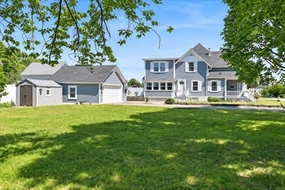 /international/us/24-brouilette-st-chelmsford-ma-110110355661/
