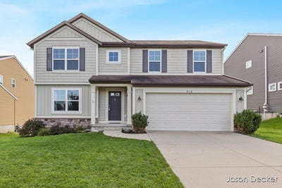 /international/us/518-orchard-drive-ne-rockford-mi-110110319754/