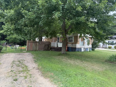 /international/us/75690-marie-drive-lawton-mi-110101193372/