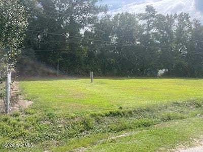 /international/us/201-midway-drive-bladenboro-nc-110119943899/