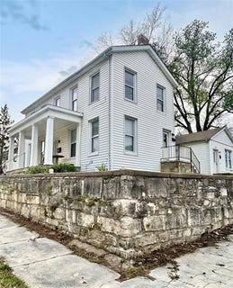 /international/us/703-n-carolina-street-louisiana-mo-110107408081/