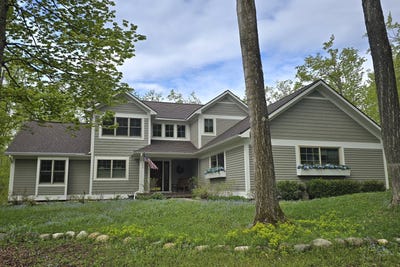/international/us/4563-stoney-hill-lot-517-harbor-springs-mi-110107209176/