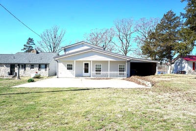 /international/us/27910-county-road-356-pittsburg-mo-110107799128/