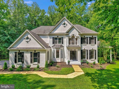 /international/us/10588-canterberry-road-fairfax-station-va-110109622350/