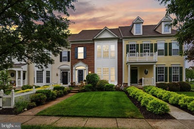 /international/us/175-pipers-inn-drive-fountainville-pa-110108570544/
