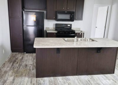 /international/us/12372-irma-avenue-blair-ne-110106678278/