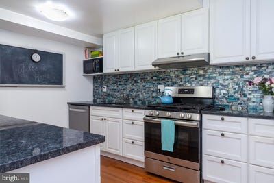 /international/us/7812-lakecrest-drive-greenbelt-md-110108410185/