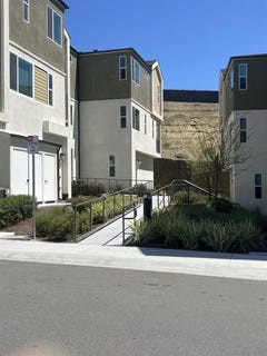 /international/us/816-makani-street-chula-vista-ca-110108796641/