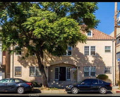 /international/us/723-e-3rd-long-beach-ca-110107305786/