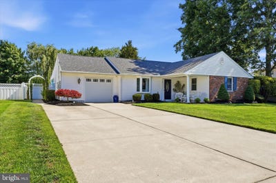 /international/us/4-bunker-hill-road-sewell-nj-110108604239/