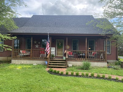 /international/us/2790-van-thompson-road-mt-sterling-ky-110098826906/