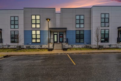 /international/us/6029-port-view-drive-se-grand-rapids-mi-110106320103/