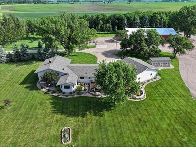 /international/us/16824-state-highway-9-norcross-mn-110108773016/