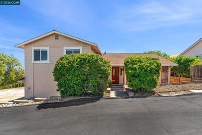 /international/us/2240-westwood-ln-pittsburg-ca-110108062472/