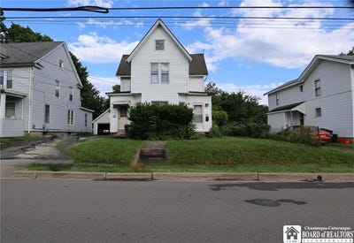 /international/us/520-crescent-street-jamestown-ny-110101366537/