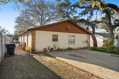/international/us/8204-n-hillsborough-lane-tampa-fl-110099032378/