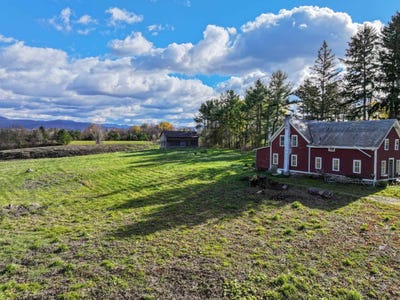 /international/us/1332-cider-mill-road-cornwall-vt-110103434059/
