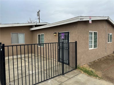 /international/us/45517-corkwood-lancaster-ca-110106142648/