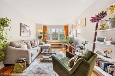 /international/us/5-roosevelt-place-montclair-twp-nj-110100314294/