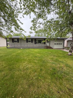 /international/us/1614-11th-avenue-granite-falls-mn-110108295961/