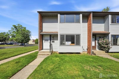 /international/us/371-bolton-road-east-windsor-nj-110108033693/