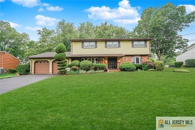 /international/us/21-green-hills-road-east-brunswick-nj-110100187292/