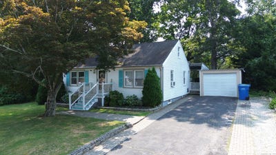 /international/us/7-rocky-ledge-drive-clinton-ct-110101474891/
