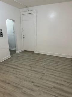 /international/us/1552-sw-2nd-st-miami-fl-110108507966/