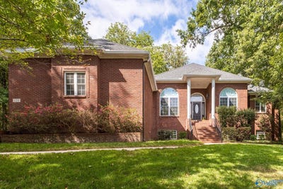 /international/us/120-ivyridge-road-madison-al-110120044693/