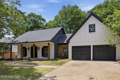 /international/us/417-forest-lane-ridgeland-ms-110107459019/