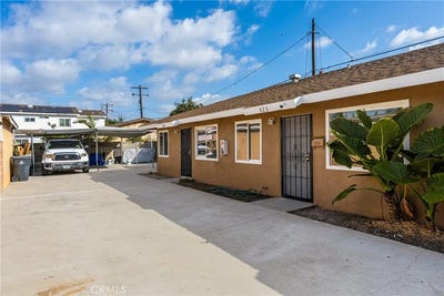 /international/us/825-s-shelton-street-santa-ana-ca-110108636451/
